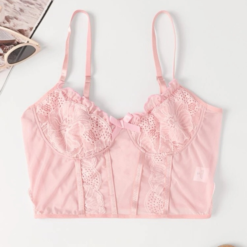 super cute bralette top never worn